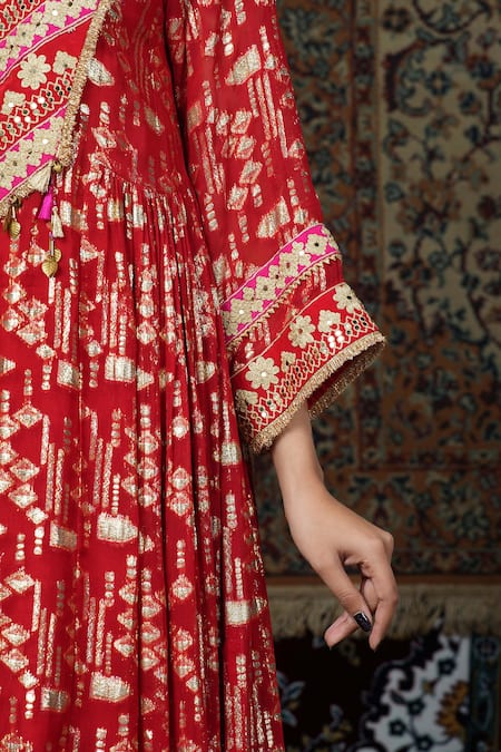 Shop_Jyoti Bansal_Red Lurex, Crepe, Silk Tassels, Mirrors Geometric Pattern Kurta Dhoti Pant Set _Online_at_Aza_Fashions