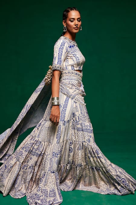 Buy_Payal & Zinal_Off White Crepe Stones, Embroidery Geometric Print Pre-draped Saree With Blouse _Online_at_Aza_Fashions