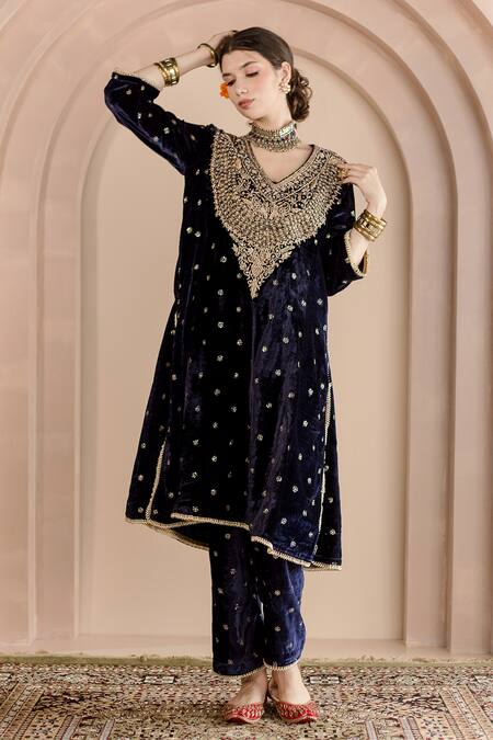 Buy_Gulabo Jaipur_Blue Velvet Embroidery V-neck Chitra Kurta And Pant Set_Online_at_Aza_Fashions