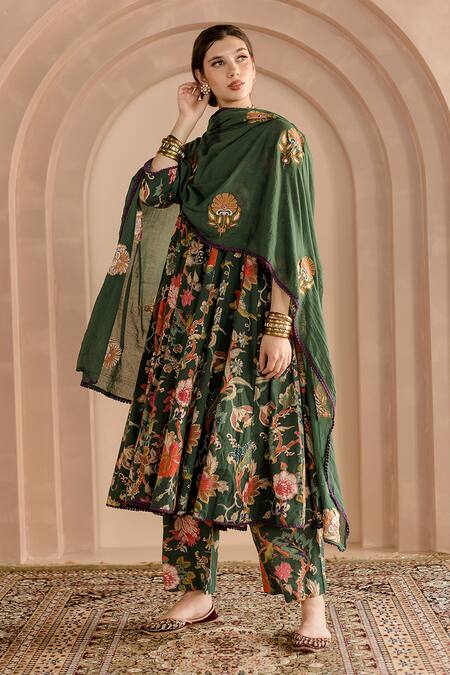 Buy_Gulabo Jaipur_Green Cotton Embroidery V-neck Shaila Block Print Anarkali Pyjama Set 