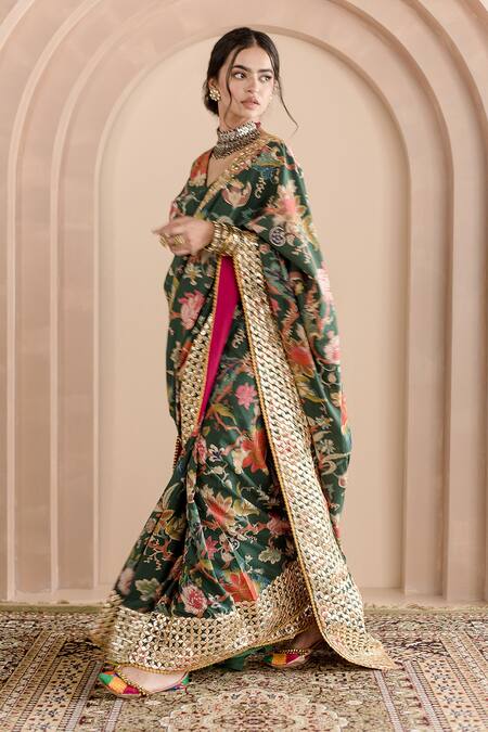 Gulabo Jaipur_Green Cotton Embroidery V-neck Gulbaagh Floral Print Saree Set _at_Aza_Fashions