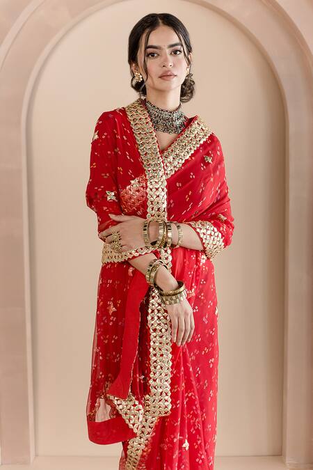 Buy_Gulabo Jaipur_Red Organza Embroidery V-neck Gulshan Bandhej Print Saree Set _Online_at_Aza_Fashions