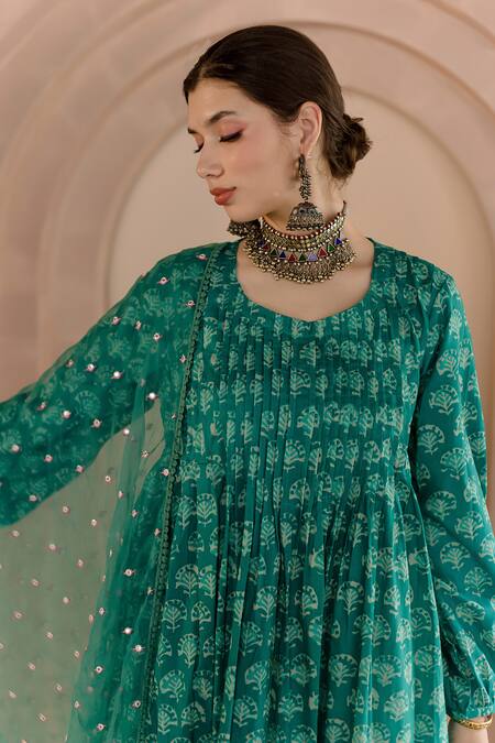 Shop_Gulabo Jaipur_Green Cotton, Organza Embroidery Round Shriya Floral Block Print Kurta Pant Set _Online_at_Aza_Fashions