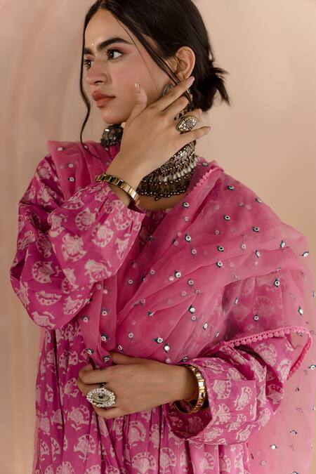 Gulabo Jaipur Pink Cotton, Organza Sequins, Mirrors Round Shriya Floral Print Kurta Pant Set at Aza Fashions Gulabo Jaipur_Pink Cotton, Organza Sequins, Mirrors Round Shriya Floral Print Kurta Pant Set _at_Aza_Fashions