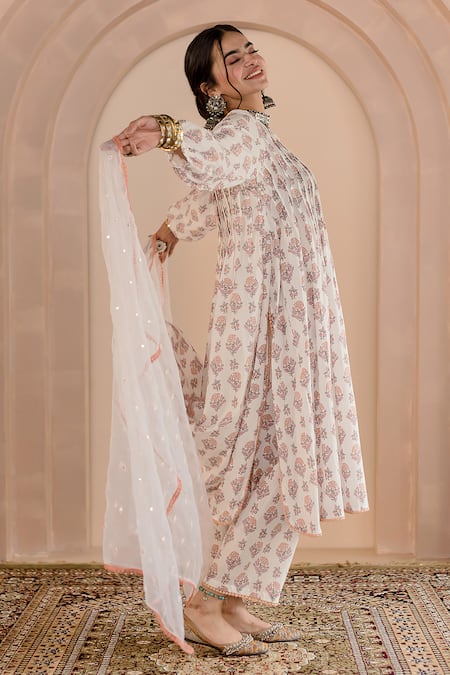 Gulabo Jaipur White Cotton Block Printed Floral Round Shriya Kurta Set 