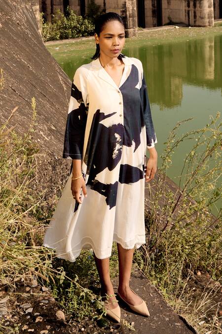 Buy_Kharakapas_Black Cotton Lace Collared And White Art Printed Midi Dress _Online_at_Aza_Fashions