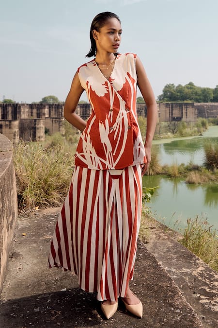 Kharakapas Rosella Lino Print Tunic & Skirt Set 