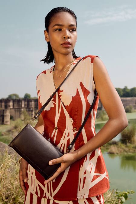 Buy_Kharakapas_Red Cotton V-neck Rosella Lino Print Tunic And Skirt Set_Online_at_Aza_Fashions