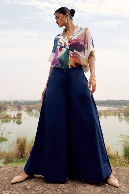 Buy Kharakapas Blue Cotton, Twill Shawl Neck Hyliota Floral Print Tunic And Trouser Set Buy_Kharakapas_Blue Cotton, Twill Shawl Neck Hyliota Floral Print Tunic And Trouser Set