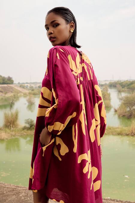 Buy_Kharakapas_Off White Cotton Boat Neck Romia Lino Print Dress _Online_at_Aza_Fashions