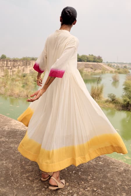 Kharakapas Dip Dyed Maxi Dress With Mandarin Collar 