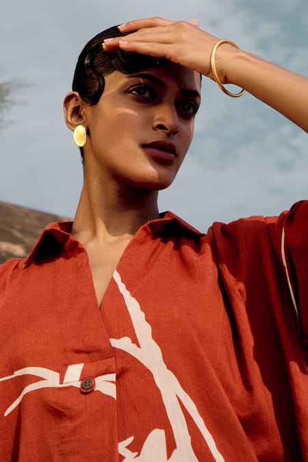 Buy_Kharakapas_Red Cotton Collared Eider Lino Print Dress_Online_at_Aza_Fashions