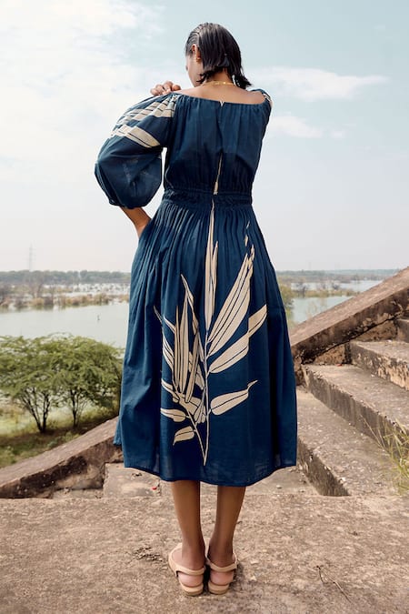 Kharakapas Keyhole Neck Lino Print Midi Dress 