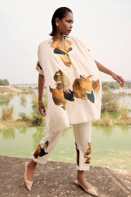 Shop_Kharakapas_Off White Cotton Embroidery Collared Cora Abstract Print Tunic And Trouser Set_Online_at_Aza_Fashions