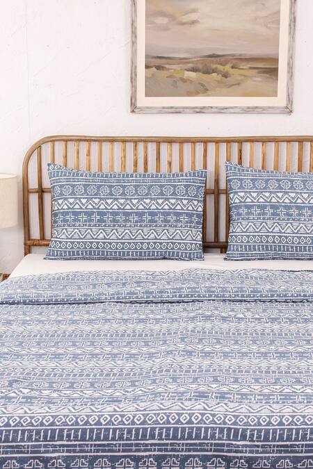 Buy House This Blue Cotton, 60 Gsm Polyfill Ethnic Print Kullu Patti Dohar Online at Aza Fashions Buy_House This_Blue Cotton, 60 Gsm Polyfill Ethnic Print Kullu Patti Dohar_Online_at_Aza_Fashions