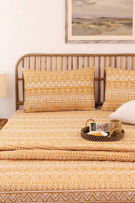 House This Yellow Cotton Printed Kullu Patti Bedsheet Set