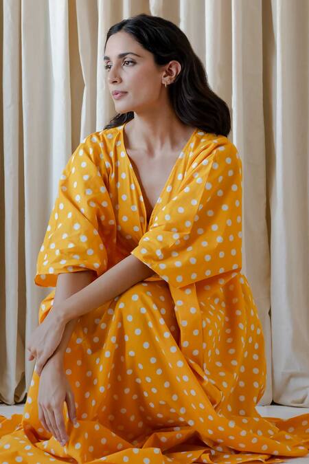Shop_Vanaras_Yellow Cotton V-neck Dahlia Polka Dot Print Kaftan_Online_at_Aza_Fashions
