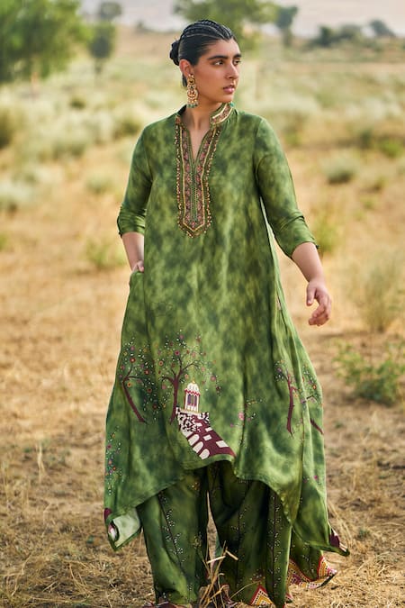 PUNIT BALANA Ranthambore Print Asymmetric Kurta Set 