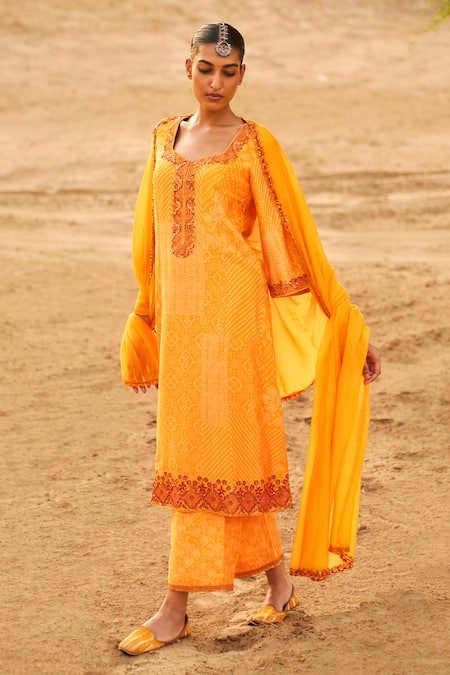 Shop_Punit Balana_Yellow Chanderi Silk Printed Bandhani V Neck Kurta Pant Set  _Online_at_Aza_Fashions
