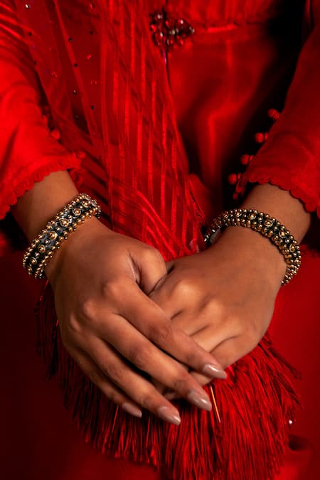 Buy Neeta Boochra Silver Plated Two Tone Geometric Pattern Bangle - Single Pc Online at Aza Fashions Buy_Neeta Boochra_Silver Plated Two Tone Geometric Pattern Bangle - Single Pc _Online_at_Aza_Fashions