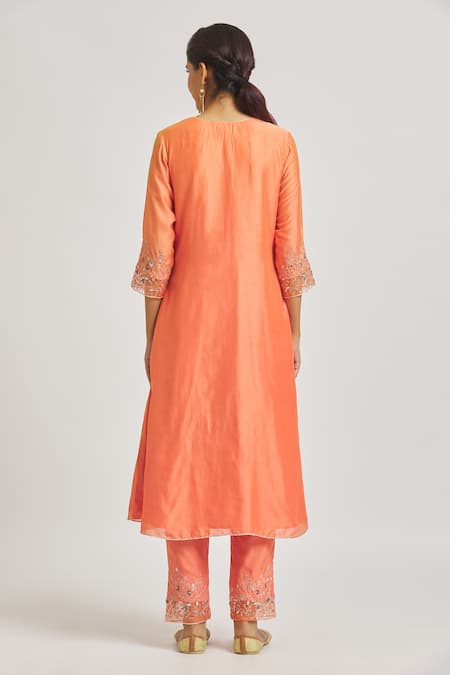 Shop Asaga Orange Organza, Chanderi, Muslin Embroidery Keyhole Floral A-line Kurta Set at Aza Fashions Shop_Asaga_Orange Organza, Chanderi, Muslin Embroidery Keyhole Floral A-line Kurta Set _at_Aza_Fashions