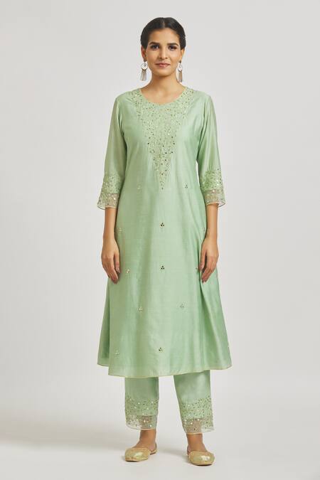 Asaga Green Organza, Chanderi, Muslin Mirrors, Embroidery Round Floral Kurta Pant Set Online at Aza Fashions Asaga_Green Organza, Chanderi, Muslin Mirrors, Embroidery Round Floral Kurta Pant Set _Online_at_Aza_Fashions