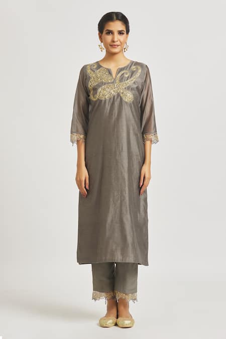 Asaga Grey Organza, Chanderi, Muslin Embroidery Split Paisley Straight Kurta Set Online at Aza Fashions Asaga_Grey Organza, Chanderi, Muslin Embroidery Split Paisley Straight Kurta Set _Online_at_Aza_Fashions