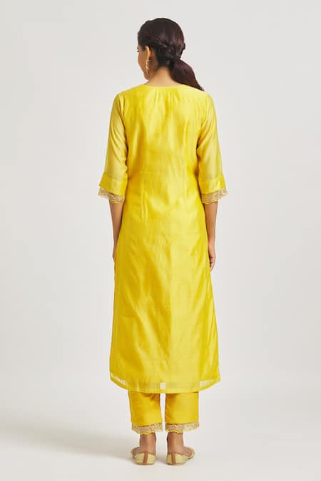 Shop Asaga Yellow Organza, Chanderi, Muslin Embroidery V-neck Placement Kurta And Pant Set at Aza Fashions Shop_Asaga_Yellow Organza, Chanderi, Muslin Embroidery V-neck Placement Kurta And Pant Set _at_Aza_Fashions