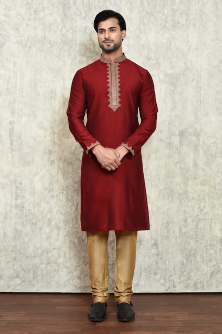 Arihant Rai Sinha Embroidered Kurta & Churidar Set 