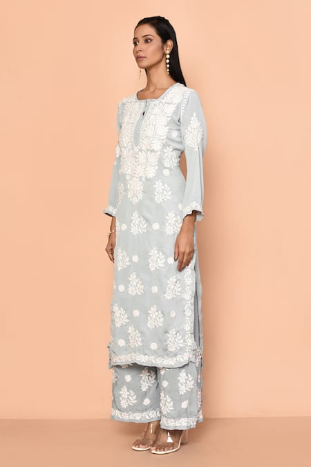 Samyukta Singhania_Green Crepe, Satin Embroidery Round Daffodil Chikankari Kurta With Flared Pant _at_Aza_Fashions