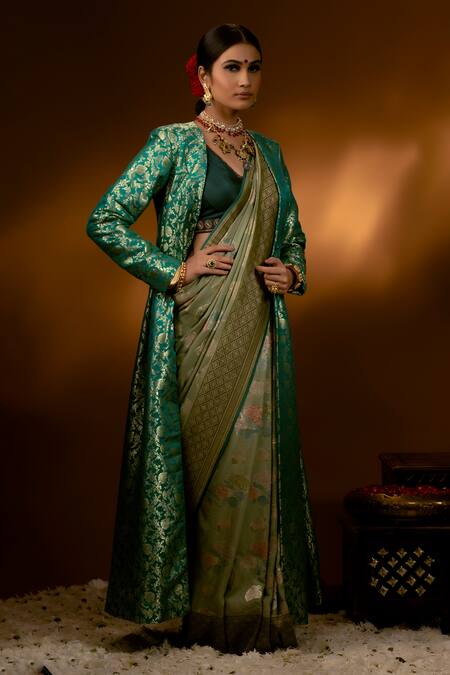 Buy Priyal Bhardwaj Green Silk Zari Open Neck Floral Pattern Banarasi Handwoven Jacket Online at Aza Fashions Buy_Priyal Bhardwaj_Green Silk Zari Open Neck Floral Pattern Banarasi Handwoven Jacket _Online_at_Aza_Fashions