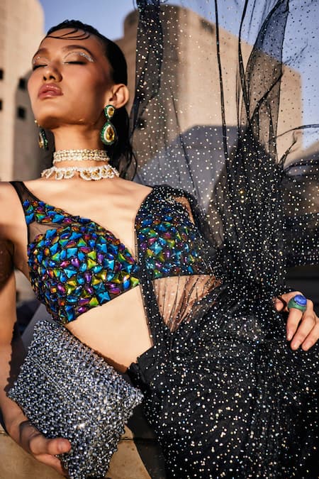 Buy_Garima Karwariya Designs_Black Net Stones, Feathers, Beads Plunge The Galaxy Pre-draped Saree With Blouse _Online_at_Aza_Fashions