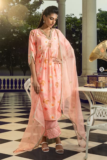 Buy Pink Kurta Viscose Blend Printed Floral Notched Rabia Set For Women by  Dohr India Online at Aza Fashions.