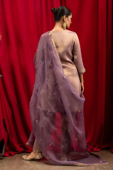 Dohr India Saanvi Neckline Embroidered A-Line Kurta Set 