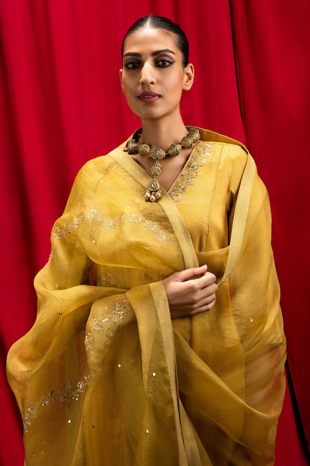 Buy Dohr India Yellow Tissue, Silk , Suhani Neckline Embroidered Kurta Set Online at Aza Fashions Buy_Dohr India_Yellow Tissue, Silk , Suhani Neckline Embroidered Kurta Set _Online_at_Aza_Fashions