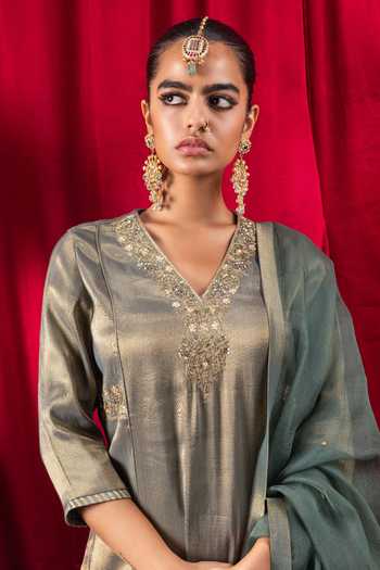 Buy Dohr India Green Tissue, Silk, Organza Diamonds, Sequins, Gota Sumira Placement Kurta Set Online at Aza Fashions Buy_Dohr India_Green Tissue, Silk, Organza Diamonds, Sequins, Gota Sumira Placement Kurta Set _Online_at_Aza_Fashions