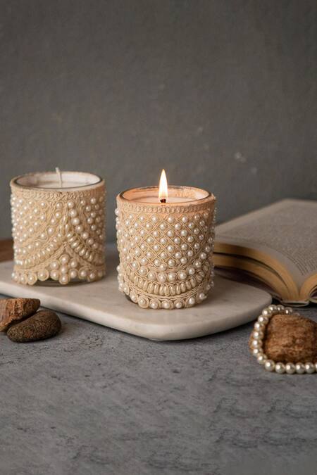 How to embroider a candle cover