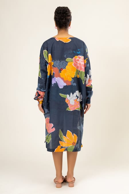 Shop Doodlage Multi Color Upcycled Cotton Print Floral V Oversized Tunic at Aza Fashions Shop_Doodlage_Multi Color Upcycled Cotton Print Floral V Oversized Tunic _at_Aza_Fashions