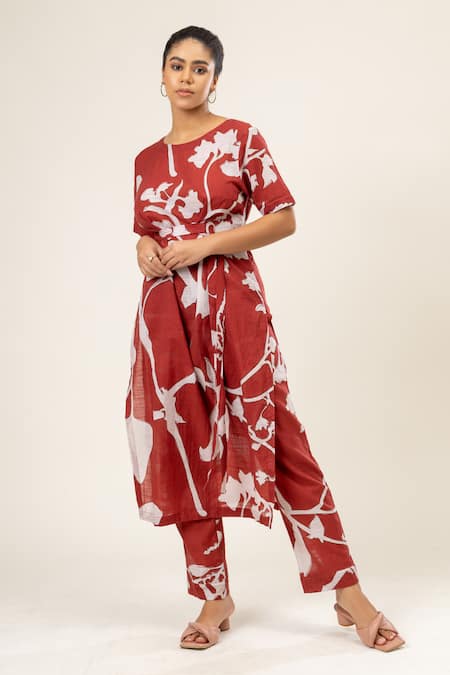 Buy Doodlage Maroon Cotton Boat Neck Cockscomb Bloom Print Belted Tunic With Pant Buy_Doodlage_Maroon Cotton Boat Neck Cockscomb Bloom Print Belted Tunic With Pant