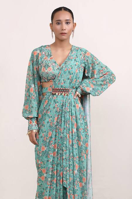 Buy Miku Kumar Green Georgette Cut Work, Magnolia Floral Print Pre-draped Saree With Choli Online at Aza Fashions Buy_Miku Kumar_Green Georgette Cut Work, Magnolia Floral Print Pre-draped Saree With Choli _Online_at_Aza_Fashions