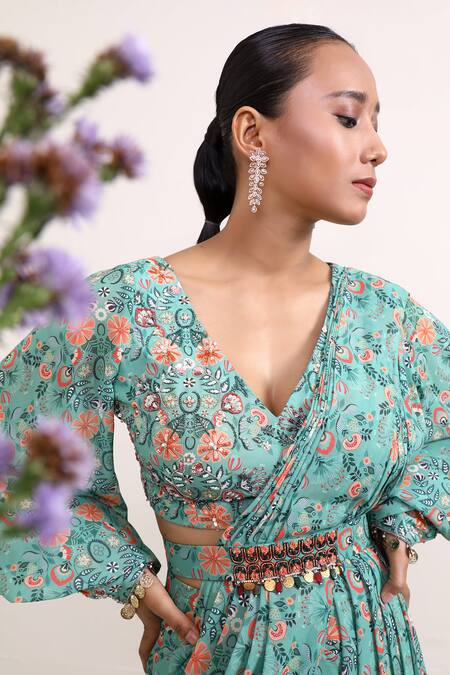 Miku Kumar_Green Georgette Cut Work, Magnolia Floral Print Pre-draped Saree With Choli _at_Aza_Fashions