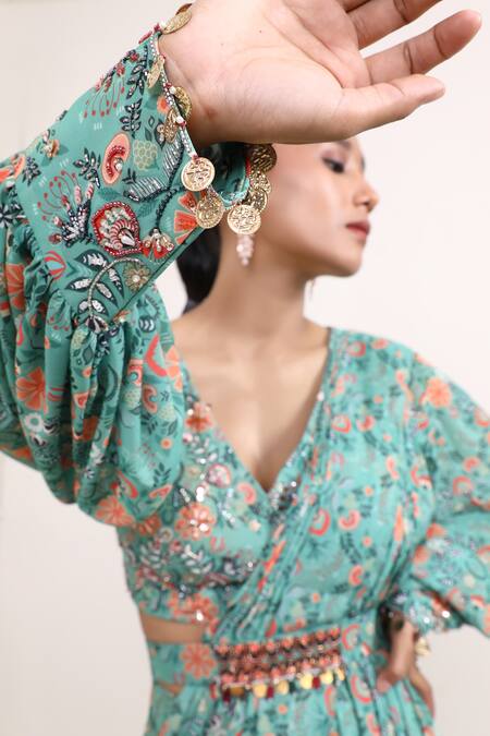 Buy_Miku Kumar_Green Georgette Cut Work, Magnolia Floral Print Pre-draped Saree With Choli 