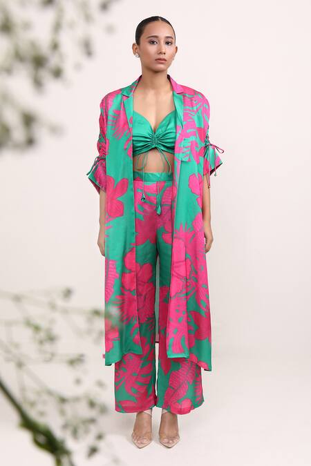 Miku Kumar_Pink Silk Sweetheart Neck Amarylis Printed Cape Pant Set _Online_at_Aza_Fashions