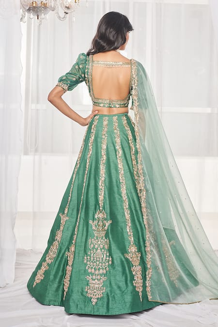 Disha Muchhala Zardosi & Resham Embroidered Bridal Lehenga Set 