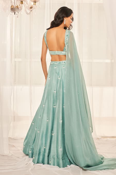 Disha Muchhala Resham Embroidered Blouse Lehenga Set 