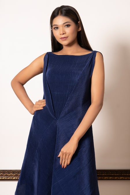 Preeti Mehta_Blue Polyester Boat Neck Pleated Draped Dress And Pant Set _Online_at_Aza_Fashions