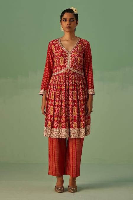 Surbhi Gupta Red Kurta Bamboo Silk Print Quatrefoil V Short Anarkali With Trouser  