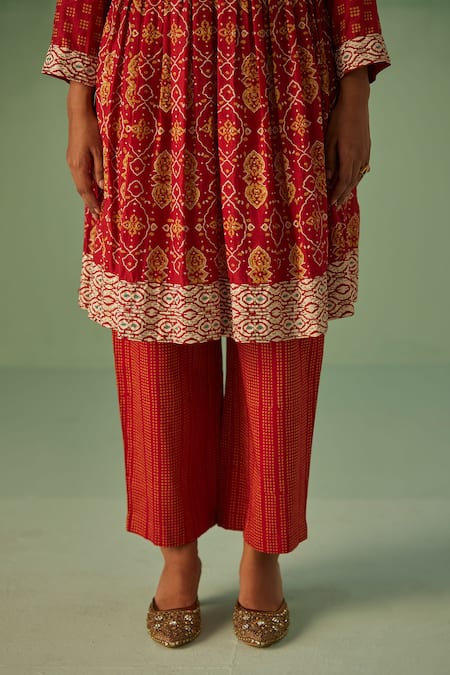 Surbhi Gupta Red Kurta Bamboo Silk Print Quatrefoil V Short Anarkali With Trouser at Aza Fashions Surbhi Gupta_Red Kurta Bamboo Silk Print Quatrefoil V Short Anarkali With Trouser _at_Aza_Fashions