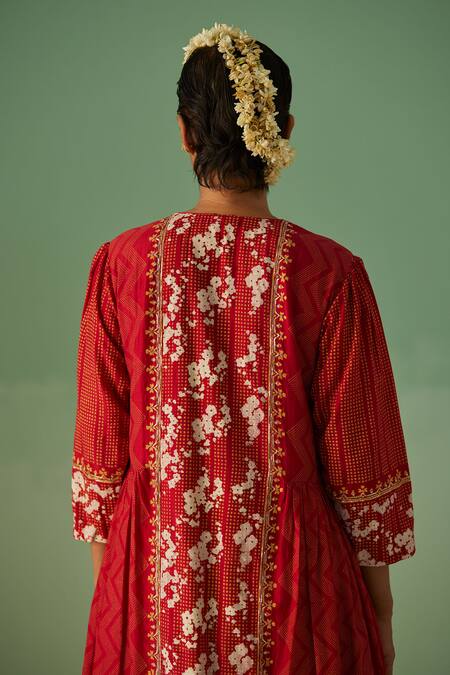 Surbhi Gupta Red Kurta Bamboo Silk Print Abstract Round Neck A Line With Trouser at Aza Fashions Surbhi Gupta_Red Kurta Bamboo Silk Print Abstract Round Neck A Line With Trouser _at_Aza_Fashions