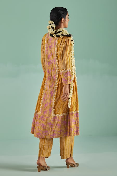 Shop Surbhi Gupta Yellow Kurta Bamboo Silk Print Geometric A Line With Trouser at Aza Fashions Shop_Surbhi Gupta_Yellow Kurta Bamboo Silk Print Geometric A Line With Trouser _at_Aza_Fashions